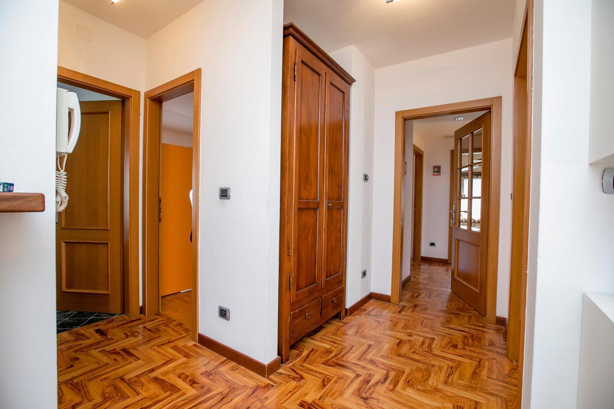 Paulie Apartment - Happy Rentals Riva del Garda Exterior photo